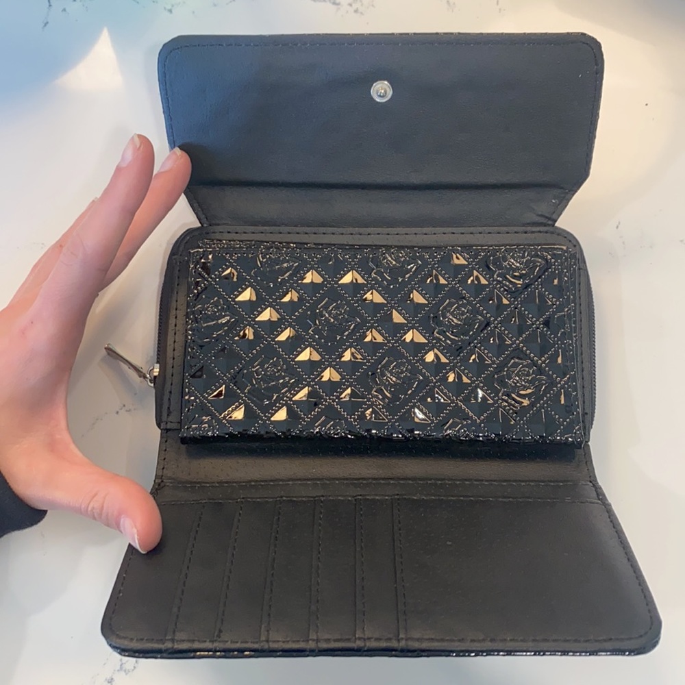 Wallet - Picture 2 of 4